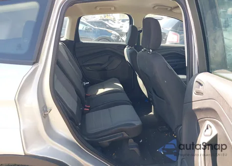 2019 Ford Escape S z USA, uszkodzony, nr VIN 1FMCU0F78KUA58970